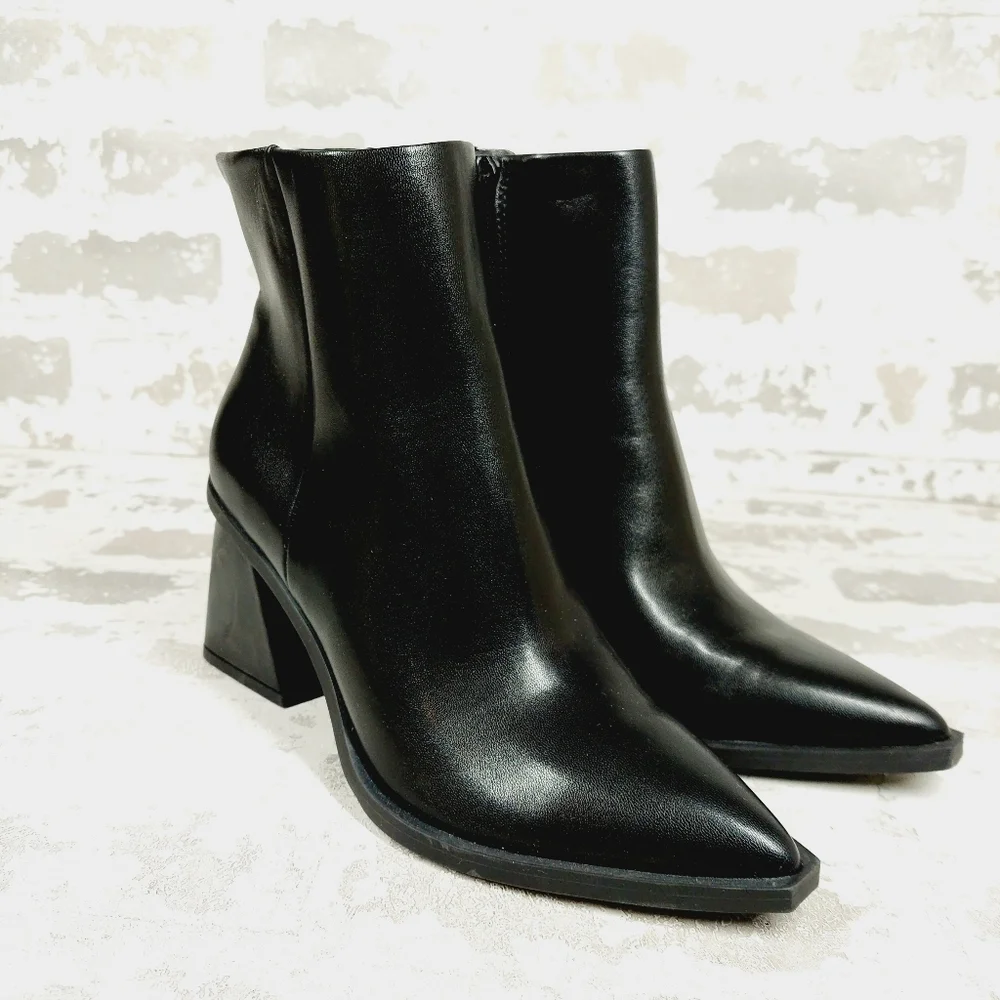 NEW BP Loren Black Leather Pointed Toe Ankle Booties H607